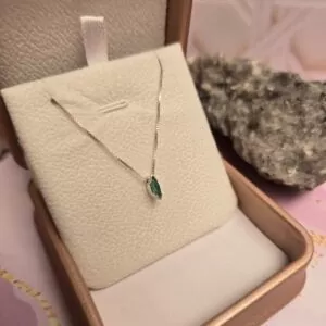 Mini-Dije en plata con Esmeralda Marquís