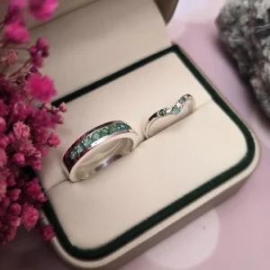 Set Matrimonial en plata con Esmeralda tipo Cintillos